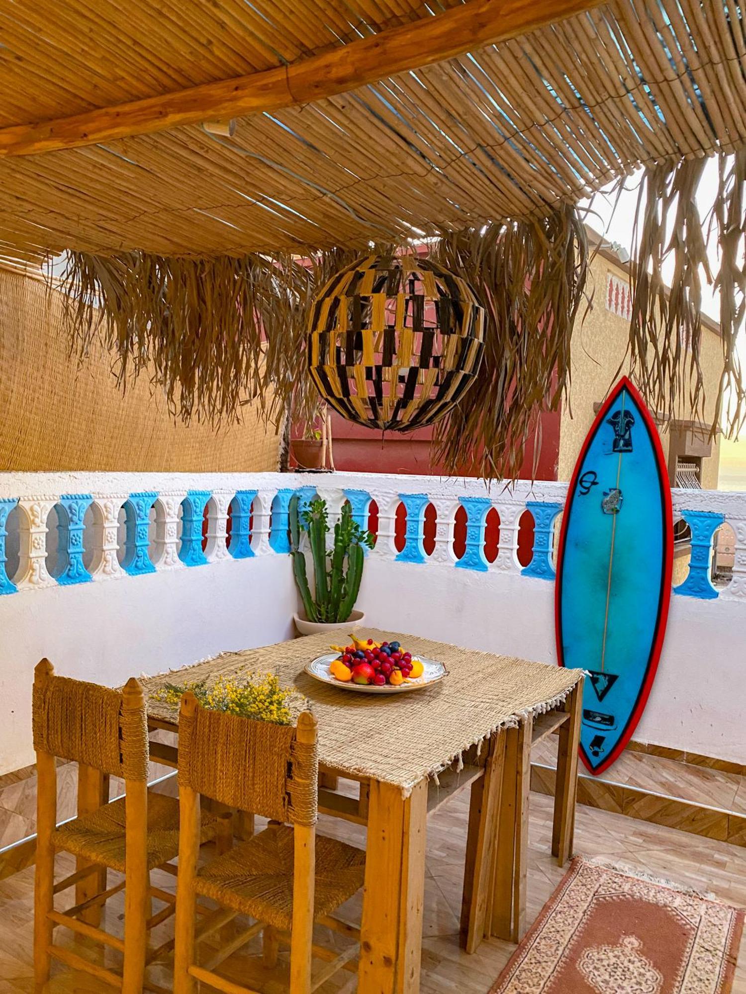 Bright Wave Surfhouse Hostel Tamraght Exterior photo